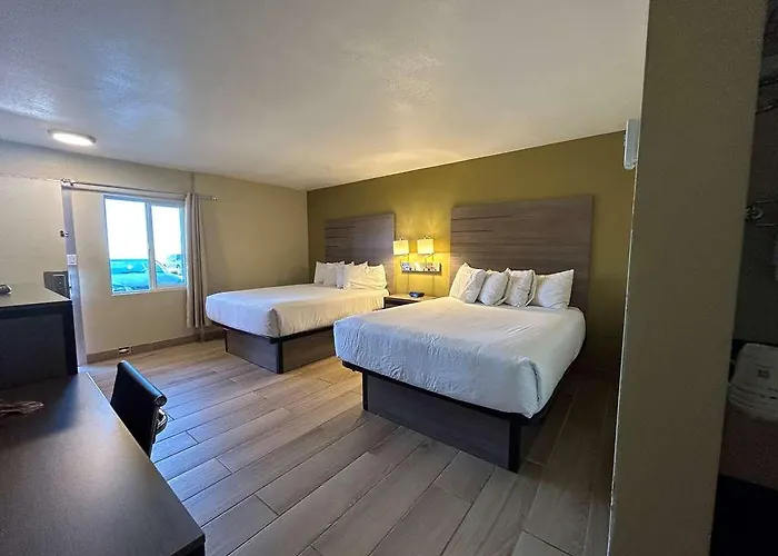 Surestay By Western Petrified Forest Hotel *